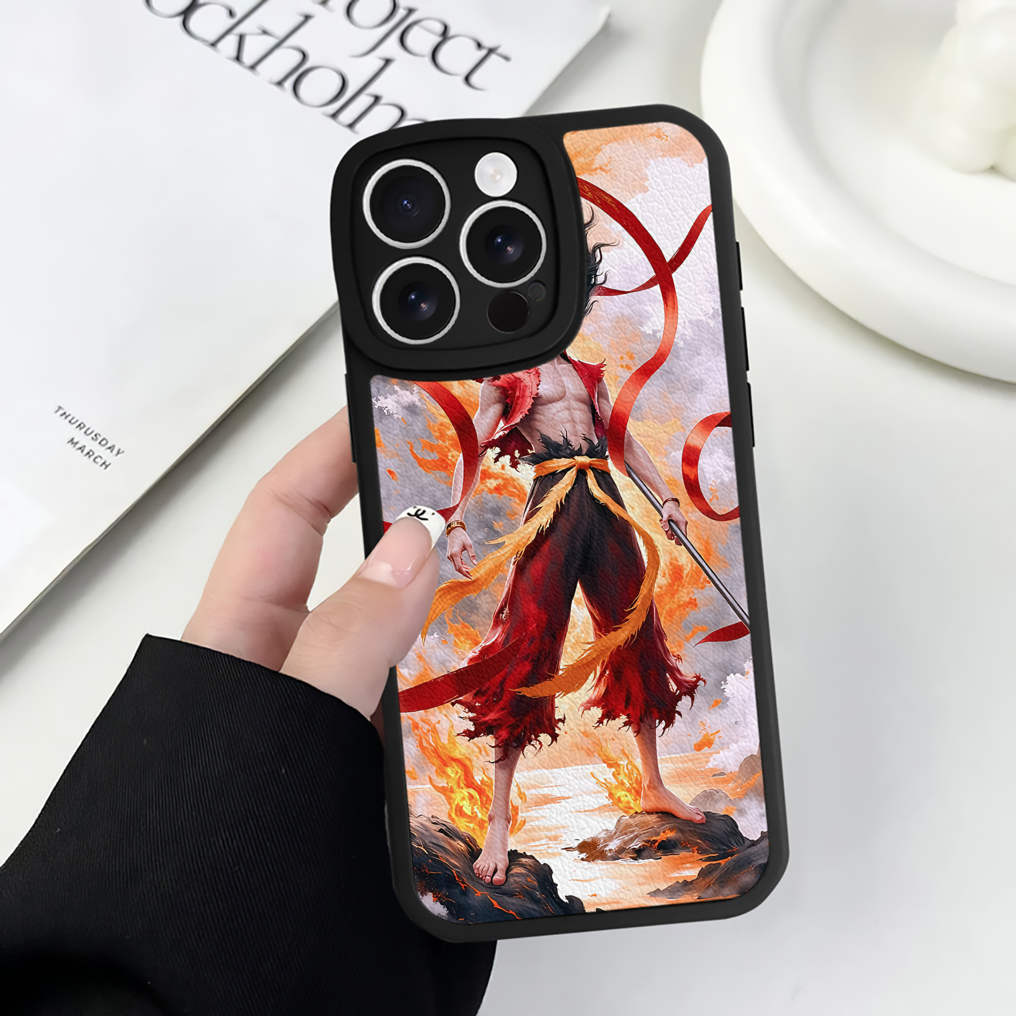 （画像用） Ne Zha 2 ナタ 魔童の大暴れ 【iPhone 16シリーズ対応】シリコンスマホケース（レザー調） 材質：シリコン